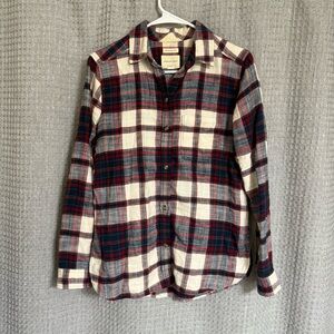 American Eagle Outfitters Red and Blue Plaid Shirt